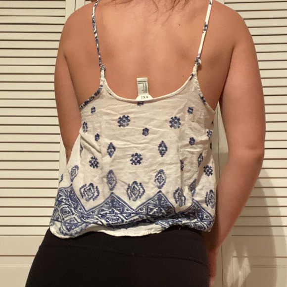 Forever 21 White Tank Top - Picture 2 of 5